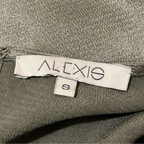 ALEXIS ($498) Pewter Textured Bell Sleeve Dress S - Picture 11 of 15